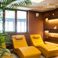 Amira Hotel