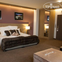 Amira Hotel