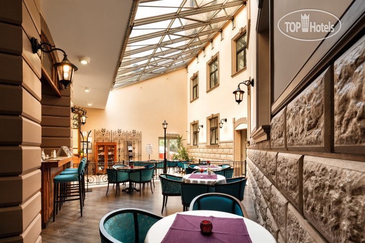 City Hotel TEATER