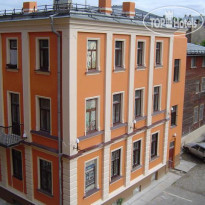 Knights Court 