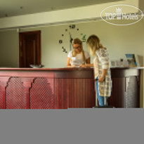 Albatross Hotel