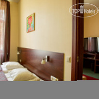 Albatross Hotel