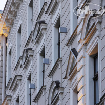 Rixwell Gertrude Hotel Деталь фасада гостиницы