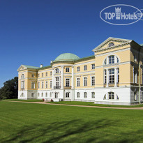 Mezotne Palace 