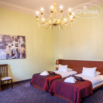 Rixwell Centra Hotel