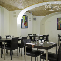 Rixwell Centra Hotel