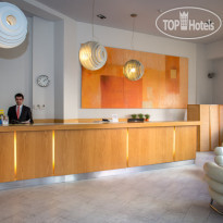 Rixwell Centra Hotel