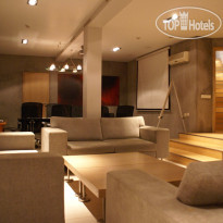Rixwell Centra Hotel