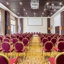 Fanar Hotel & Residences 