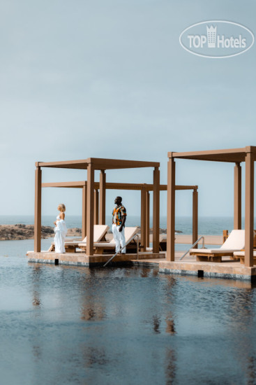 Hotel photo Alila Hinu Bay 5*