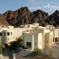 Al Bustan Palace, a Ritz-Carlton Hotel