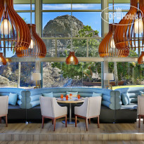 Al Bustan Palace, a Ritz-Carlton Hotel