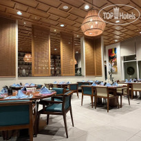 Crowne Plaza Muscat OCEC