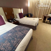 Crowne Plaza Muscat OCEC