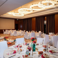 Crowne Plaza Muscat OCEC