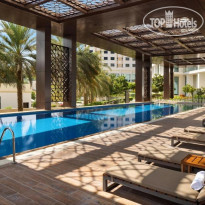 Главный открытый бассейн в Jw Marriott Hotel Muscat 5*