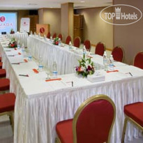 Ramada Muscat 