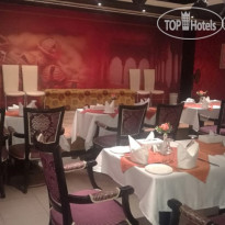 Phoenicia Tower Hotel 