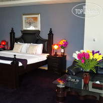 Phoenicia Tower Hotel 