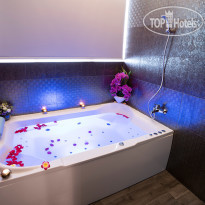 Atiram Premier Hotel 