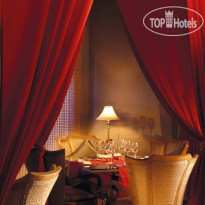 The Diplomat Radisson Blu Hotel Residence & Spa 
