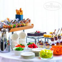 The Diplomat Radisson Blu Hotel Residence & Spa