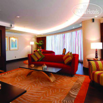 The Diplomat Radisson Blu Hotel Residence & Spa