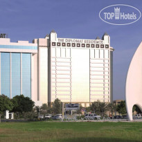 The Diplomat Radisson Blu Hotel Residence & Spa