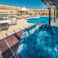 Mercure Grand Hotel Seef / All Suites