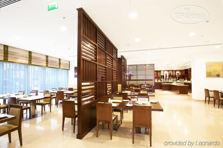 New photos from tourists Holiday Inn Express Bahrain 3*