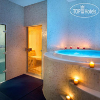 DoubleTree by Hilton Doha Old Town