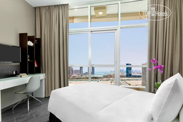 Hotel photo Staybridge Suites Doha Lusail 4*