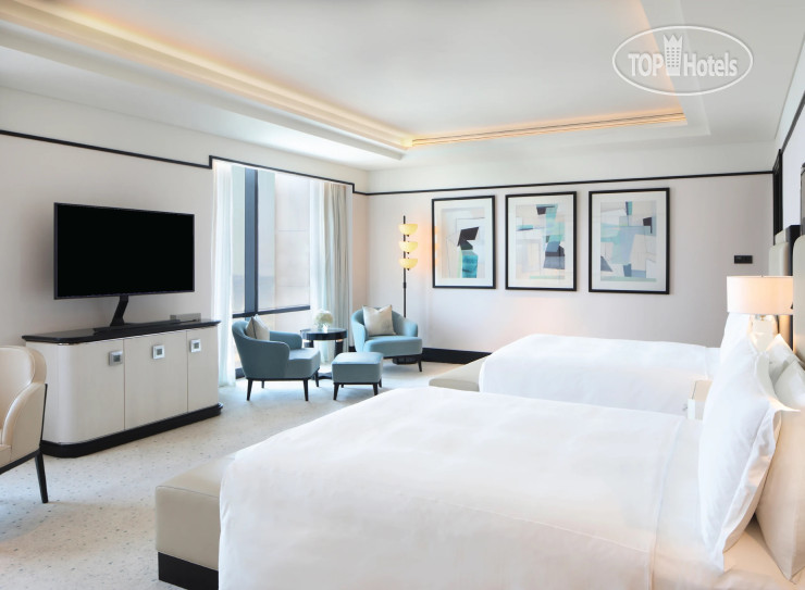 Hotelier's photos Waldorf Astoria Doha West Bay 5*
