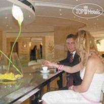 Castel Mare Beach Hotel & Resort Бар