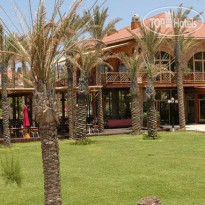 Edde Sands Beach Resort 