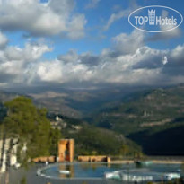 Grand Hills Village 
