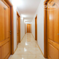 Zenith Hotel