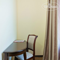 Zenith Hotel