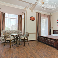 Zenith Hotel