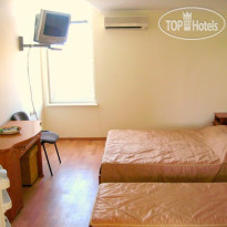 Адам и Ева 3х-местный полу-люкс.Отель Ада