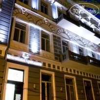 Metro Hotel Apartments