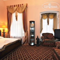 Queen Valery Hotel