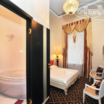 Queen Valery Hotel