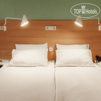 Orange Hotel