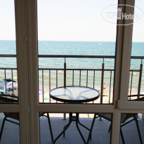 REEF Вид из номера