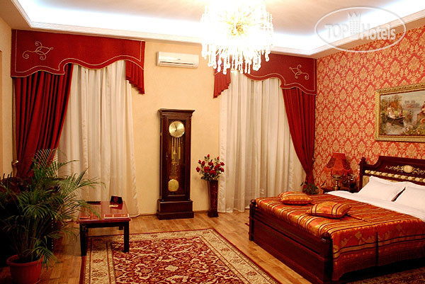 Hotel photo Опера 5*