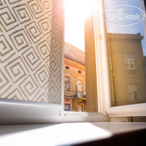 Art Deco Central Rooms 