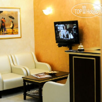 Vettriano Art Apartment 