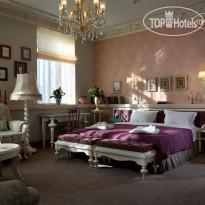 Hotel 19