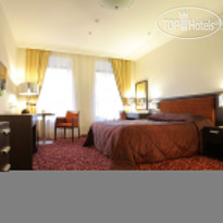 Menorah Hotel